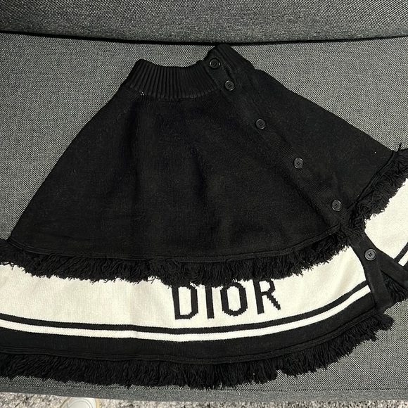 Dbaby inspired Size 7 shawl - Picture 1 of 3